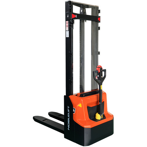 諾力PSE12全電動(dòng)堆高車